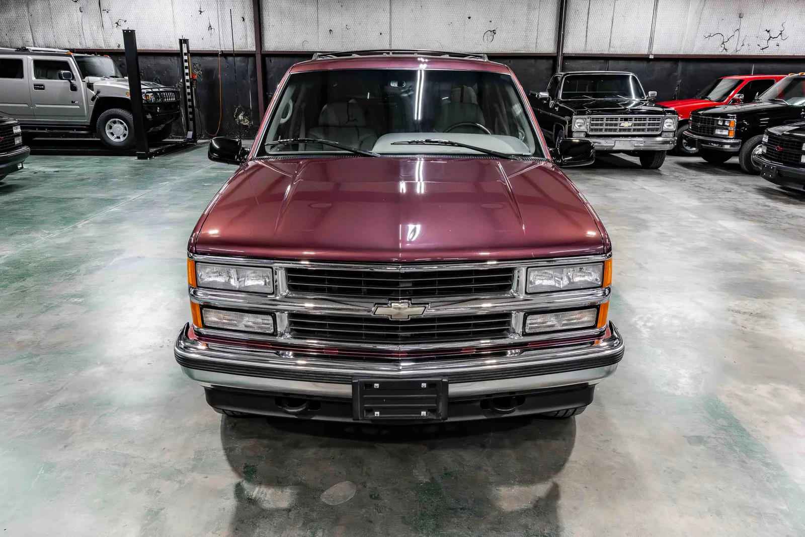 1996-Chevrolet-Suburban-Red Maple Metallic-3GNFK16R3TG160347-40.jpg